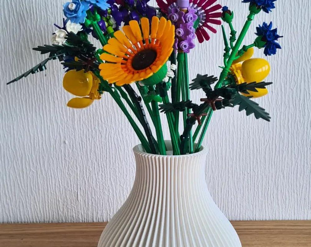 3D Printed Vase with Insert | Compatible with LEGO® Flower Sets