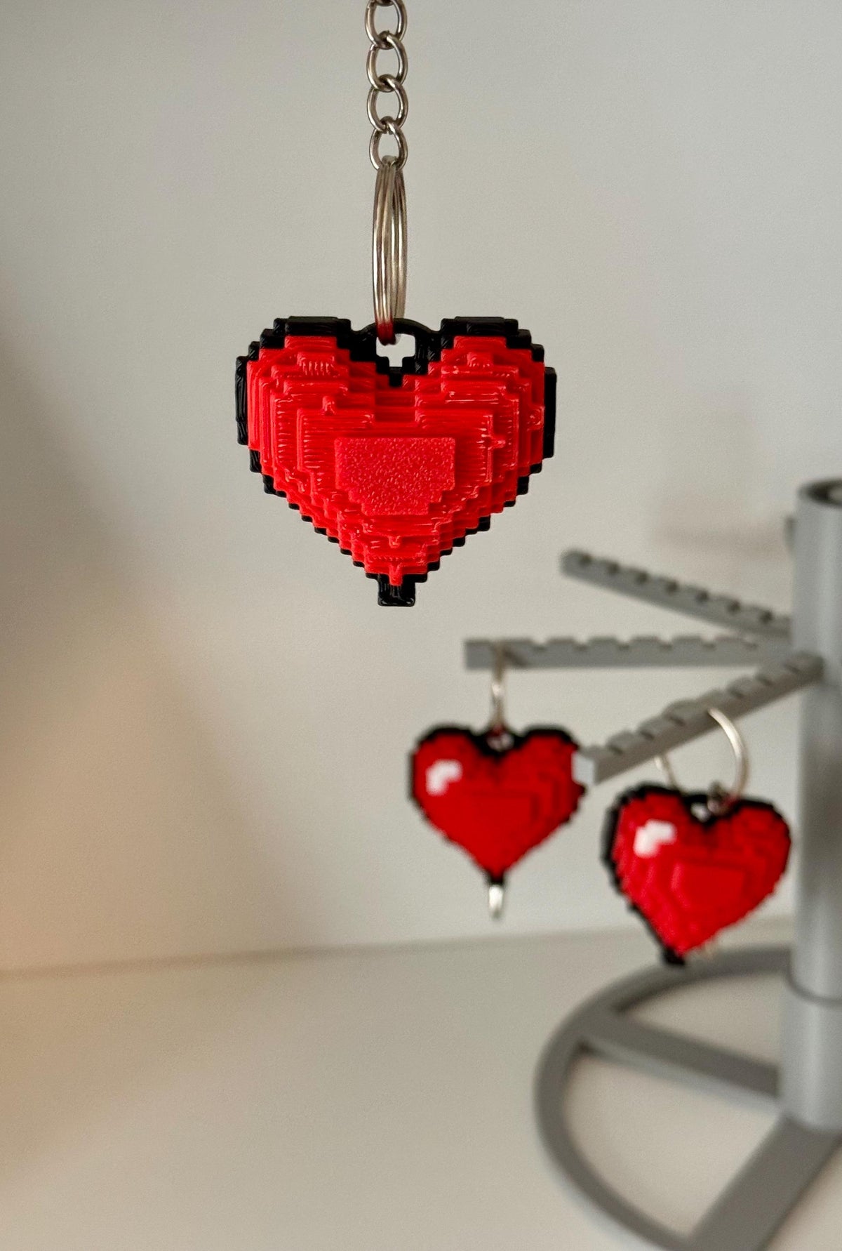 3D Printed Pixel Heart Keychain: Gaming Gift
