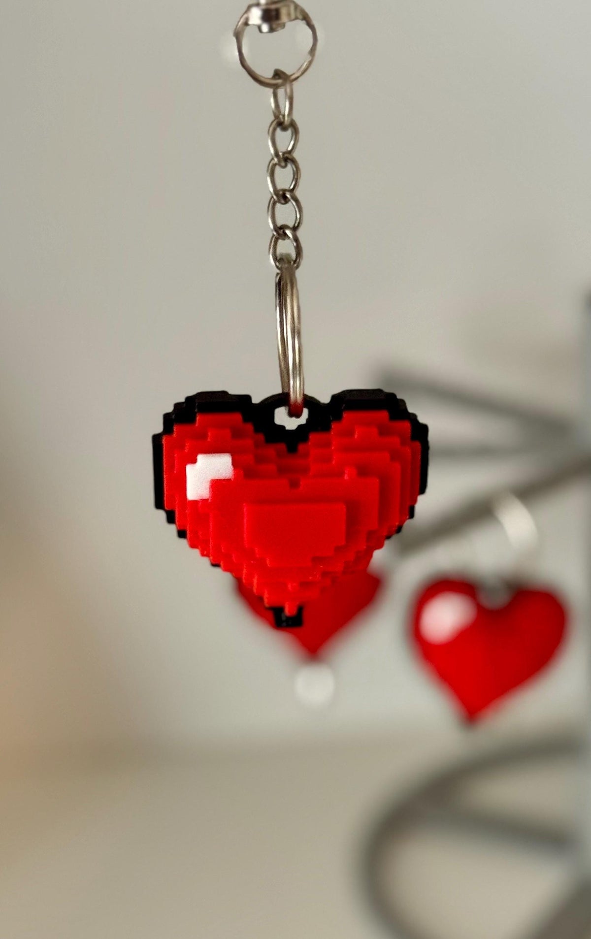 3D Printed Pixel Heart Keychain: Gaming Gift