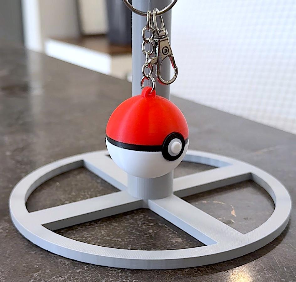 3D Printed Poké Ball-Inspired Keychain – Classic Pokémon-Inspired Keychain for Pokémon Lovers