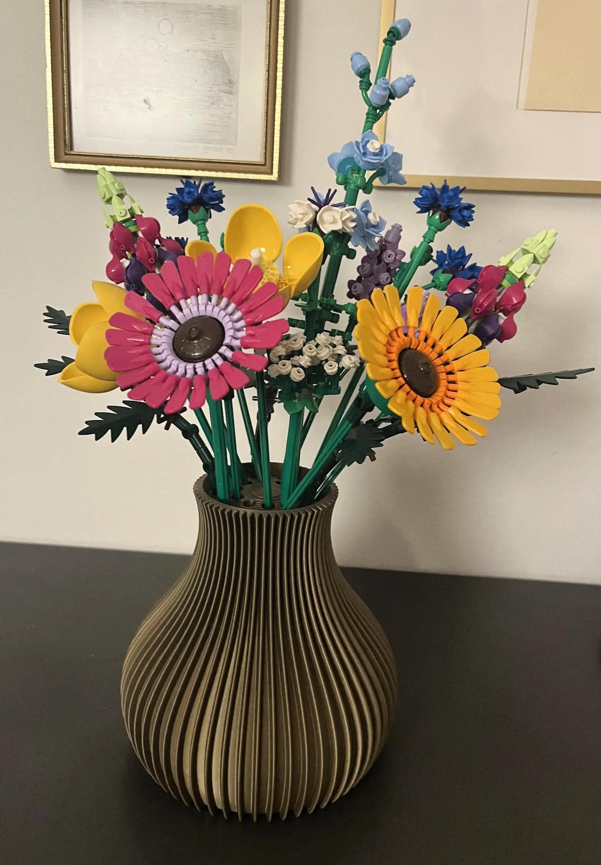 3D Printed Vase for LEGO® Flowers: Ribbed Modern Display
