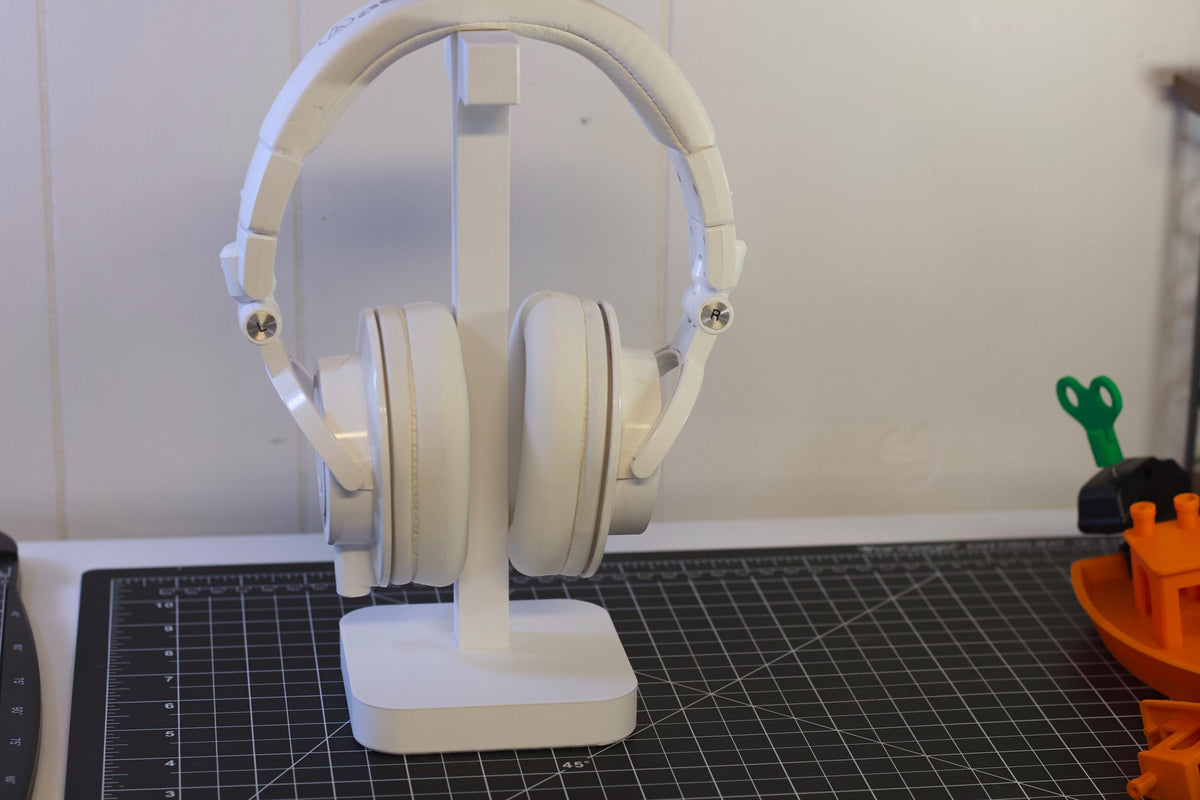 Modern Headphone Stand | Minimalist Desk Organizer | 3D Printed Headset Holder | Gaming Desk Accessories