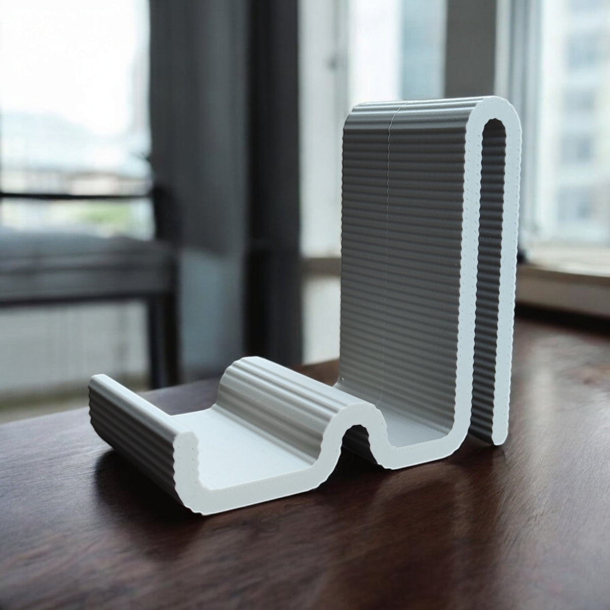 snake phone holder