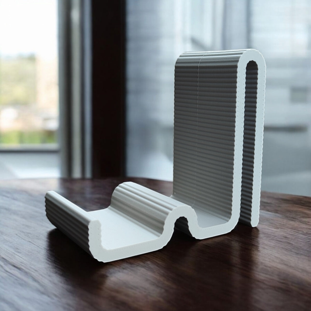 snake phone holder