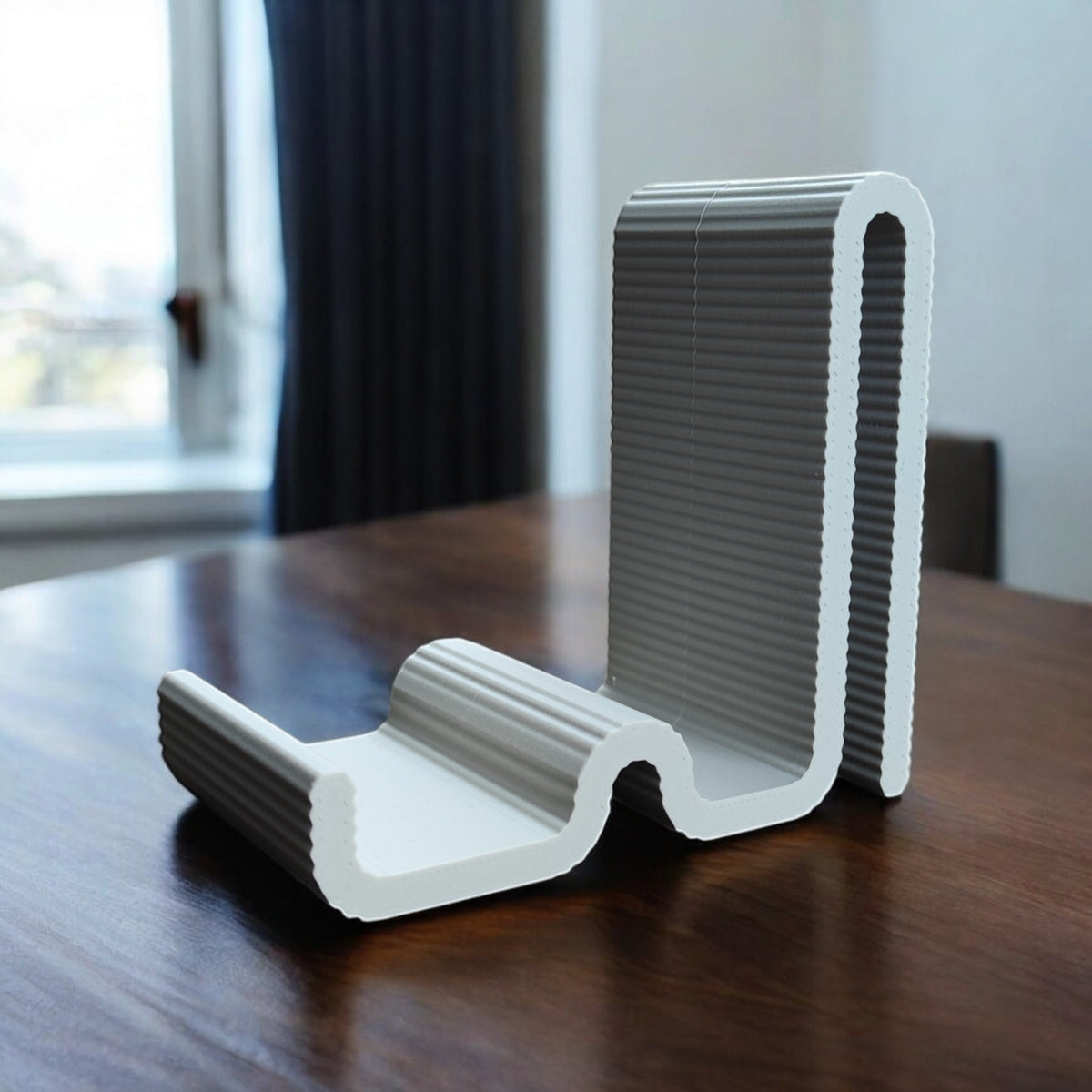 snake phone holder