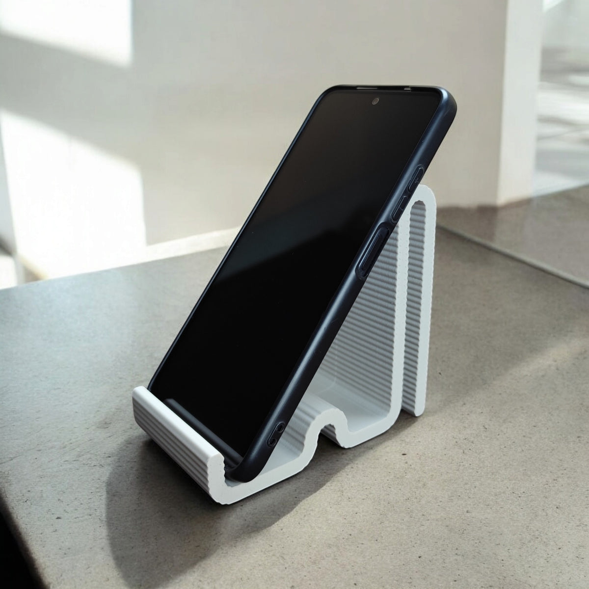 snake phone holder
