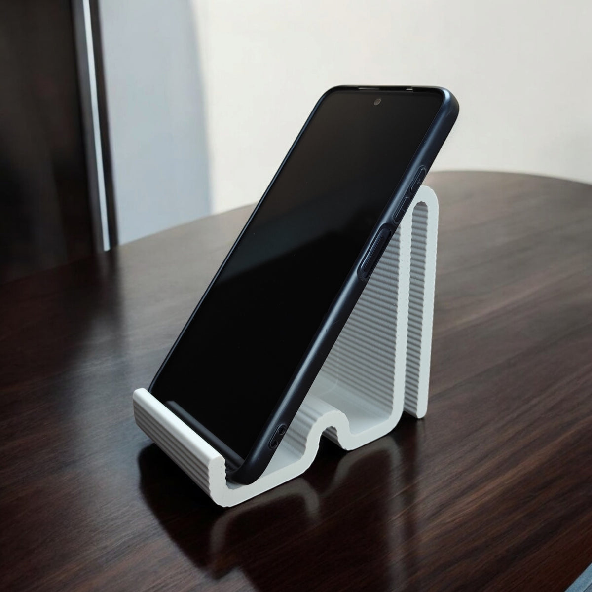 snake phone holder